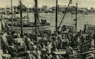 Fromentine : L'estacade  l'arrive du bateau de l'Ile d'Yeu
