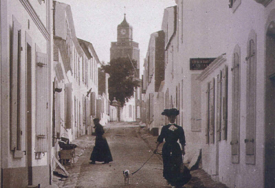 Ile d'Yeu : Port Joinville - Grand Rue ( 1910 ?) 