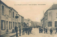 Le Pallet : Place de l'glise - Route de Nantes 