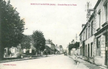 Marcilly le Hayer : La Rue de la Poste 
