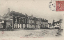 Marcilly le Hayer : Place de la Gendarmerie