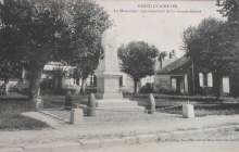 Marcilly le Hayer : Le Monument aux Morts