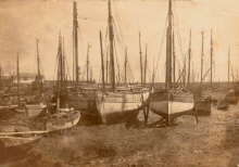 Le " Marie- Claude" en cale-sche vers 1925 - Port Joinville  Ile d'Yeu