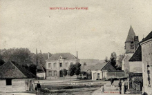 Neuville sur Vanne : la Mairie et l'Eglise
