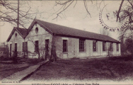 Neuville sur Vanne : l'ancienne usine Bonbon
